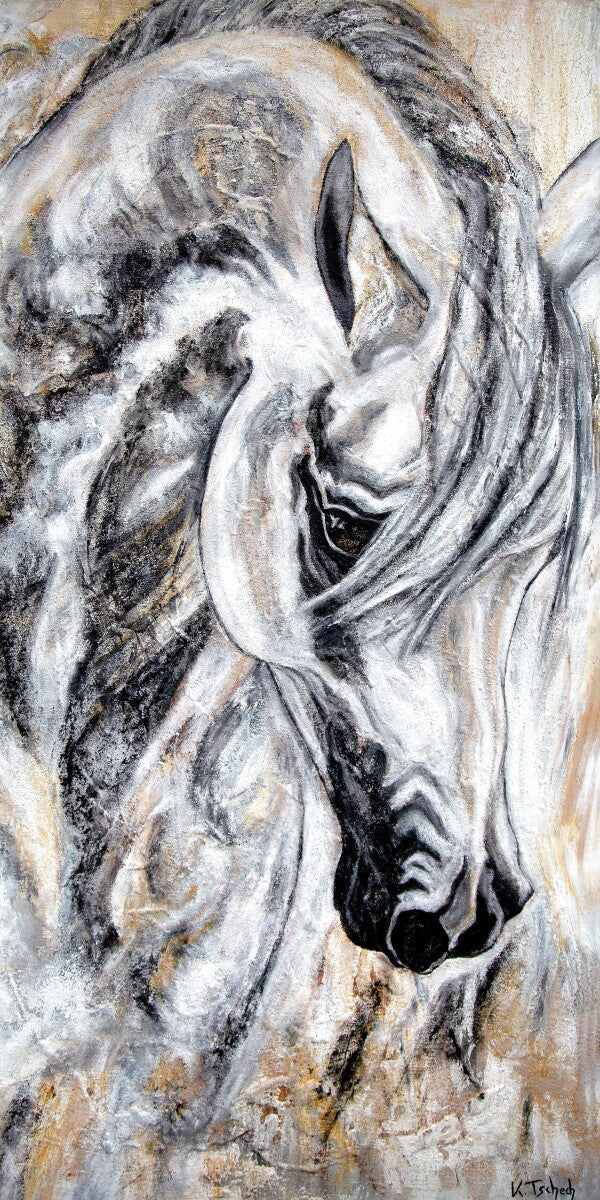 01-49 Edler Andalusier Schimmel in anmutiger Haltung vor beigem Hintergrund – Pferde-Kunstdruck von Kerstin Tschech