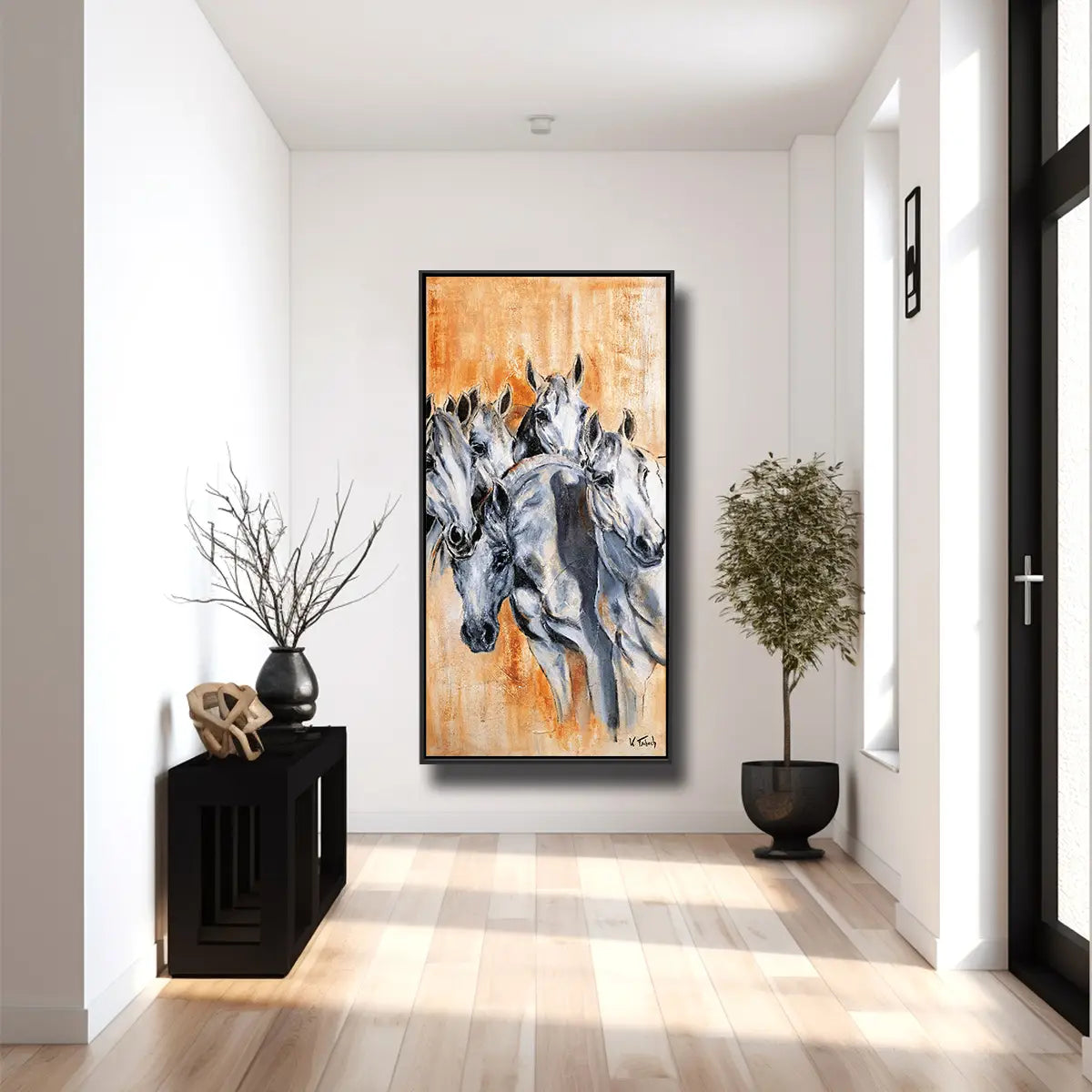 01-10 Weiße iberische Stutenherde mit wachsamem Blick vor Erdfarben – Pferde-Acrylglasbild von Kerstin Tschech